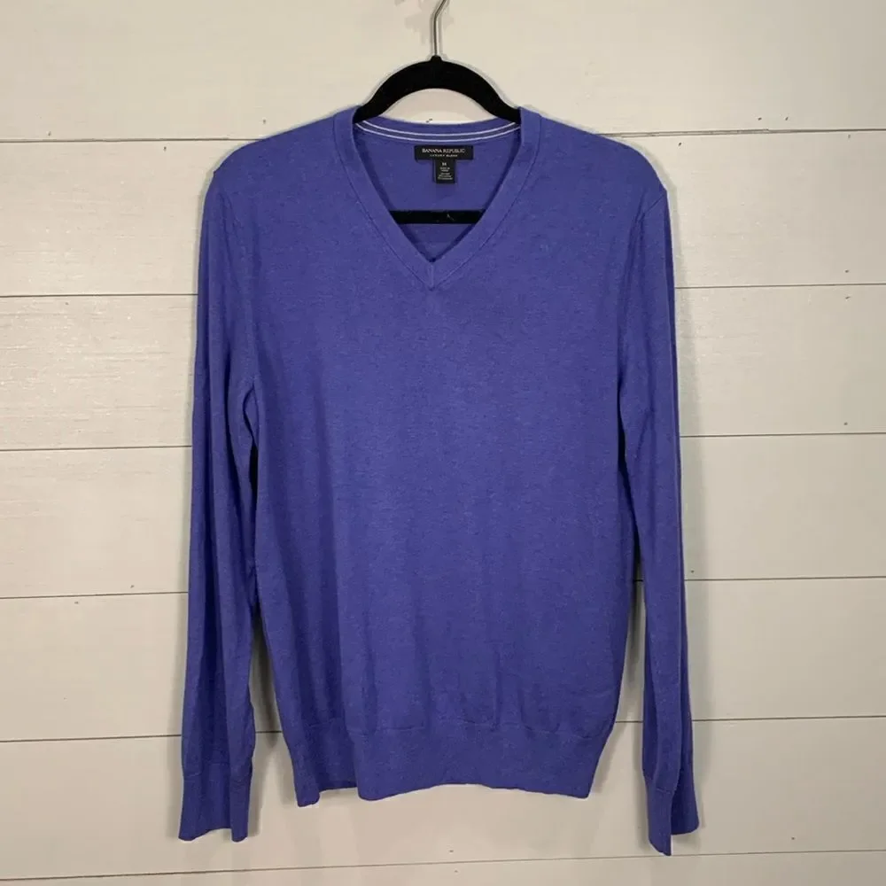 Banana republic light weight V-neck sweater purple silk cashmere cotton medium